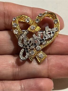 Vintage Heart Jesus Hold Tone Brooch